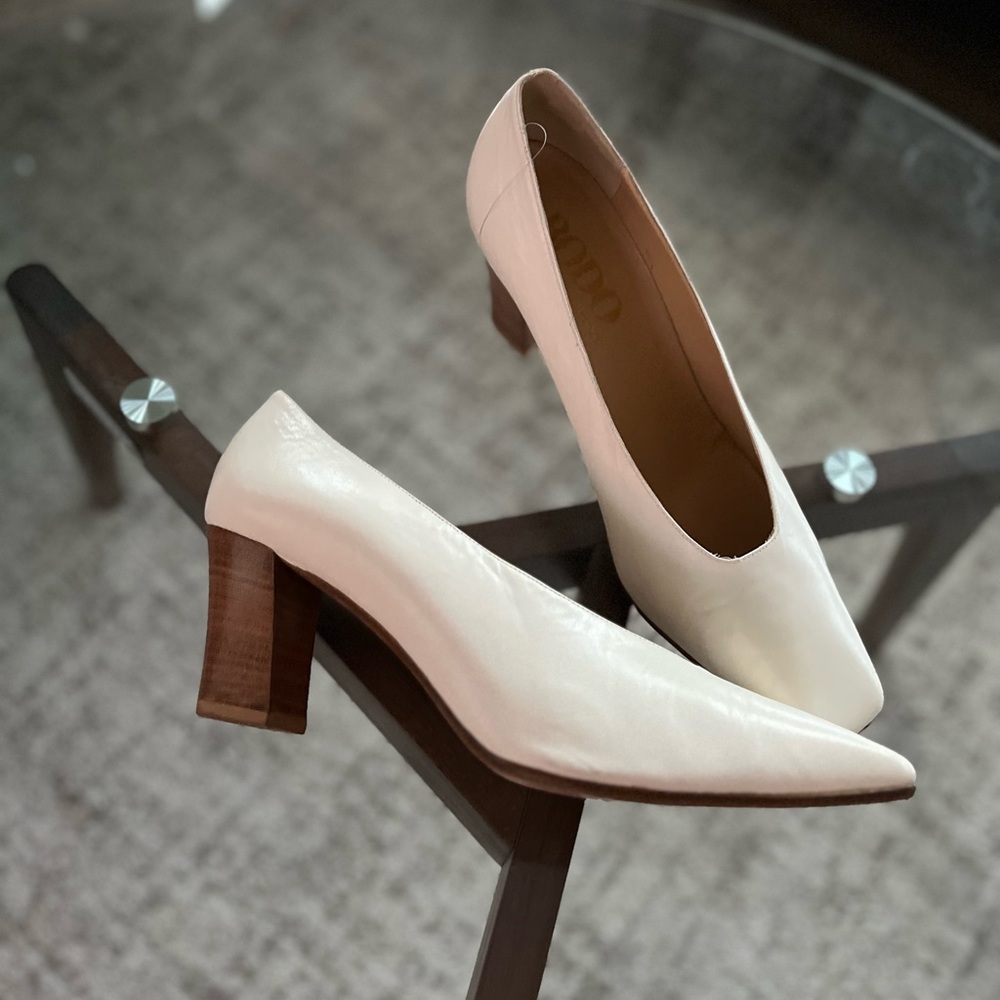 Rodo Italian Luxury Designer Women's Beige Heels Sz EU 41